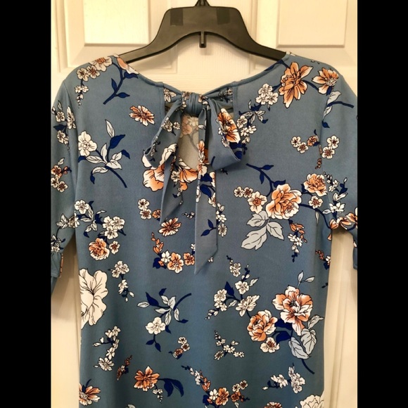 Prissy Floral Bow Tie Dress - Picture 5 of 7